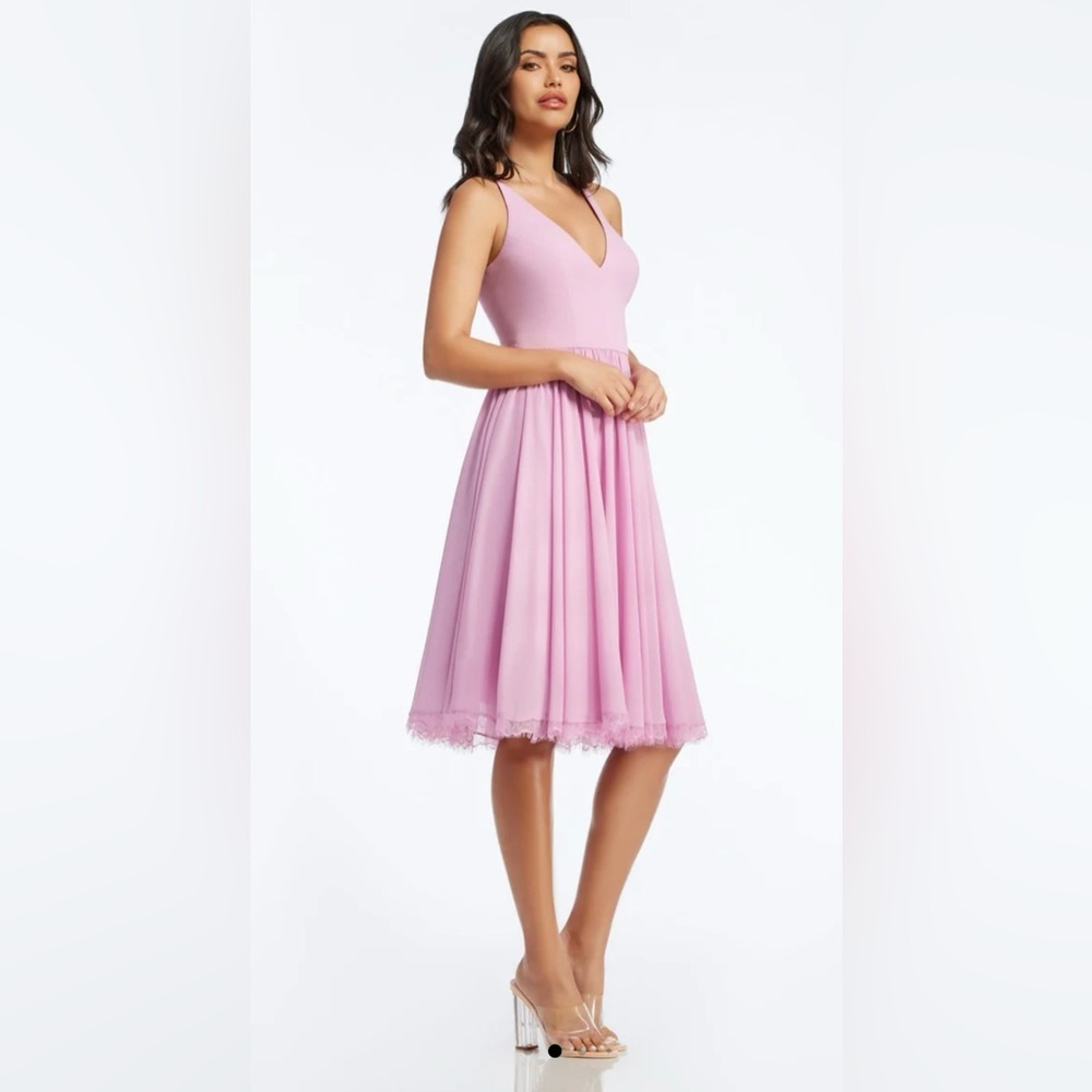 Dress The Population Alicia Dress in Lavender Size Small NWT